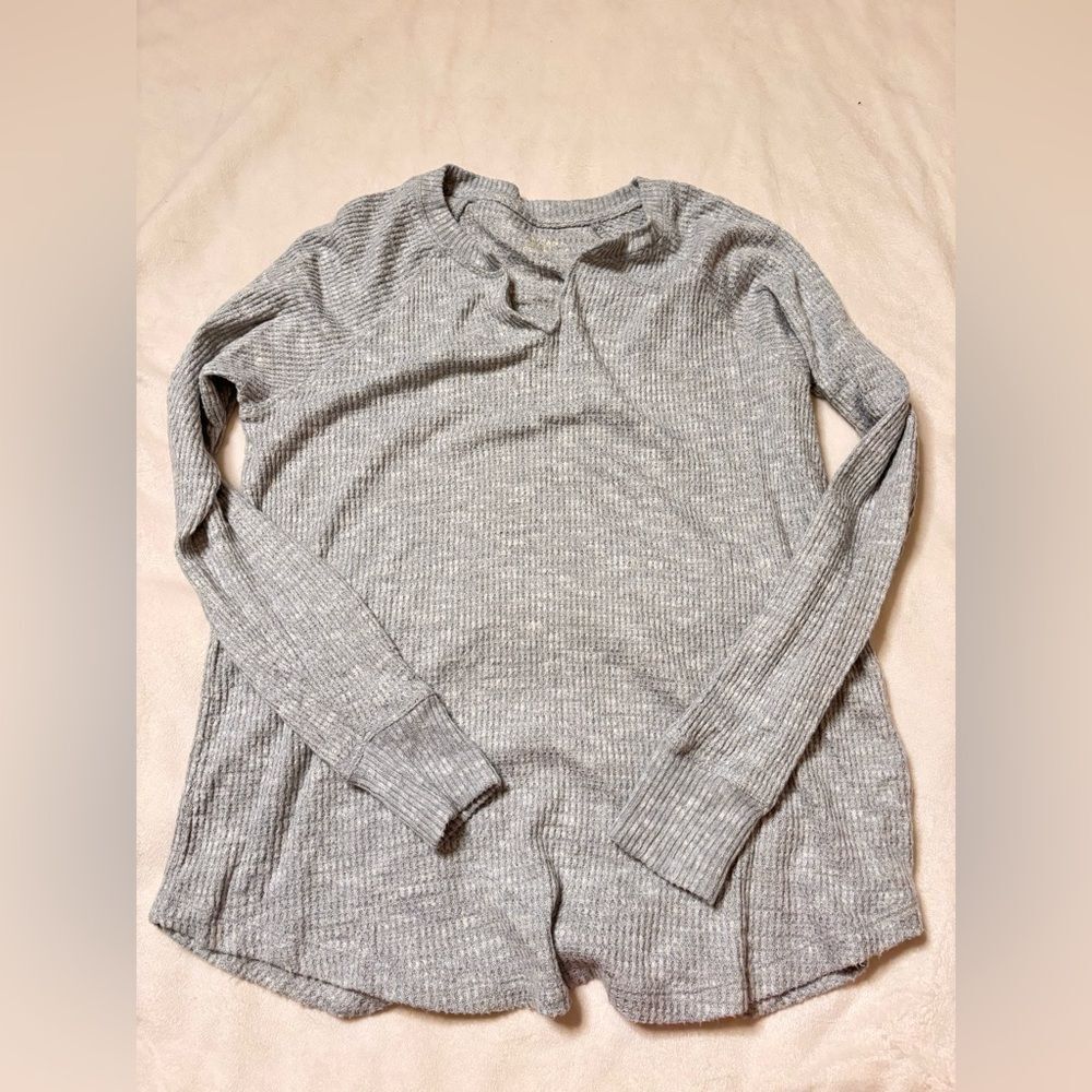 American Eagle Outfitters Light Gray Top